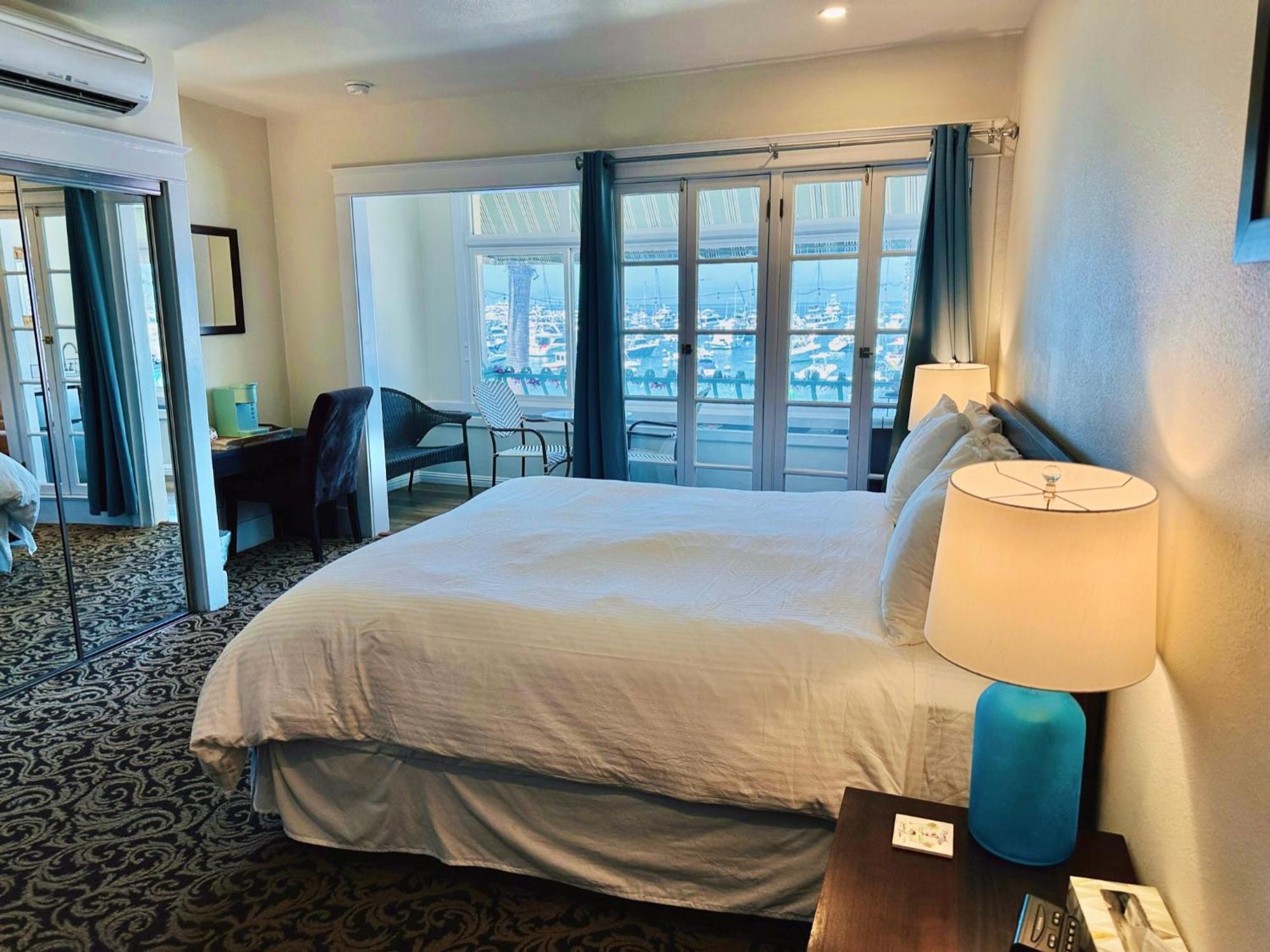 The Edgewater Hotel Avalon Eksteriør billede